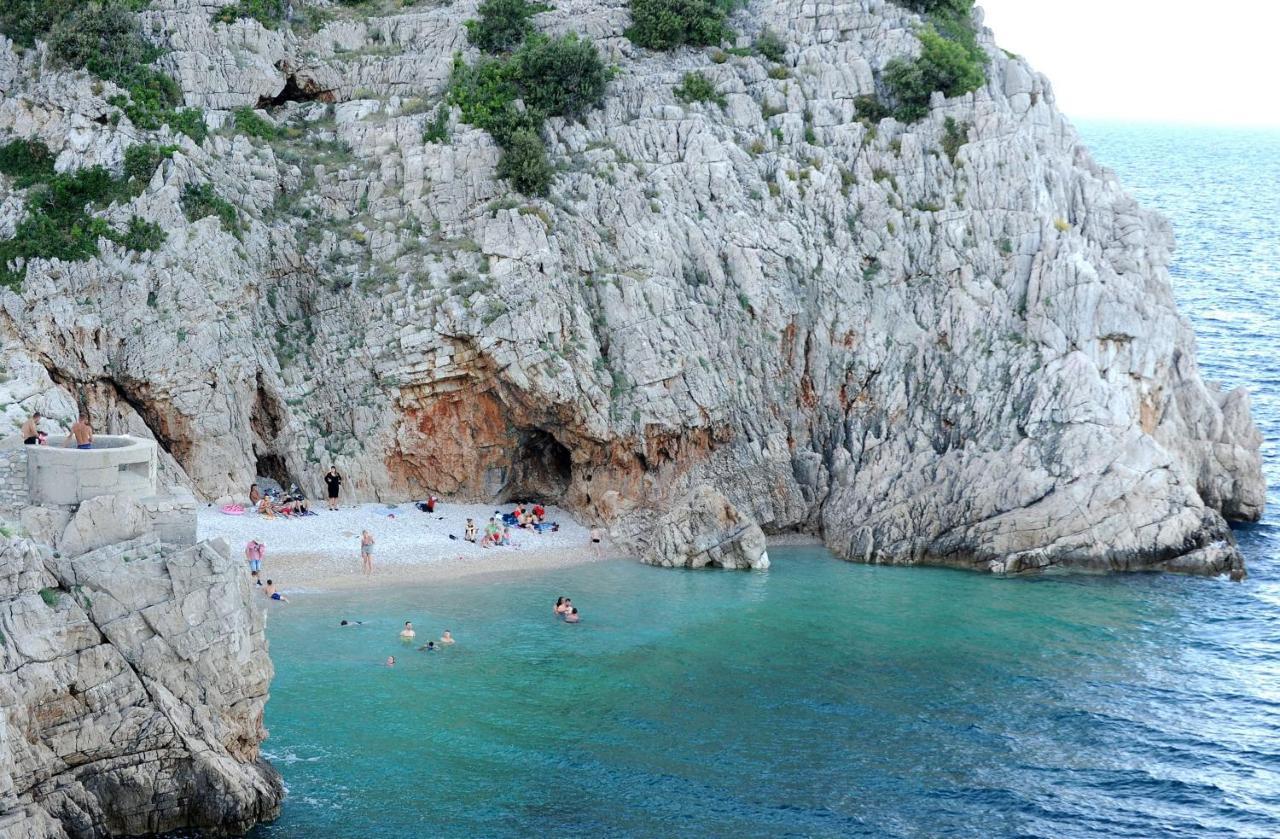 Apartman Dea Brseč Esterno foto